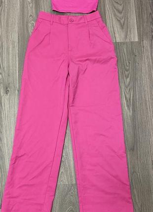 Розовые брюки палаццо h&m divided и топ в подарок от bershka