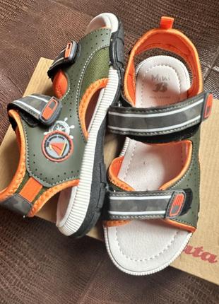 Bata детские босоножки