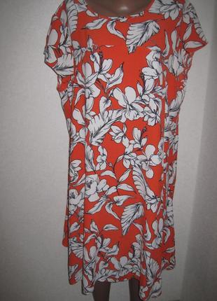 Оранжевое  вискозное платье а-силуэт папайа р-р20 цветы