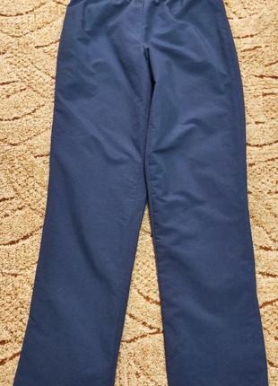 152.  штани жіночі.  р. - на наш 46-48