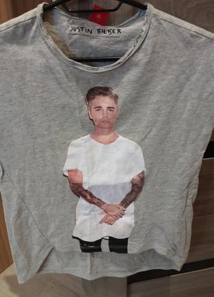 Футболка стильна