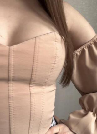 Блузка с имитацией корсета❣️ 🌿  роскошная блуза со шнуровкой на спинке при очень приятной на ощупь ткани. женственная, изящная и емлегантная3 фото