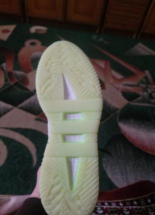 Кроссовки adidas 4