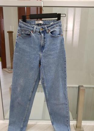 Джинси