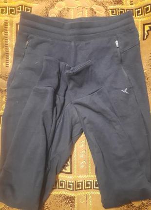 Жіночі спортивні штани