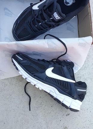 Nike zoom vomero 5 •black white• 10
