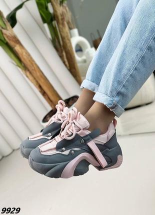 Жіночі стильні кросівки