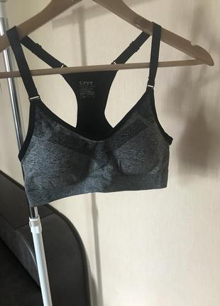 Топ спортивный