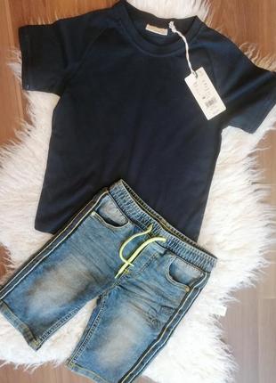 Футболка + джинсові шорти