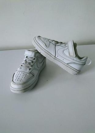 Кросівки nike розмір 28