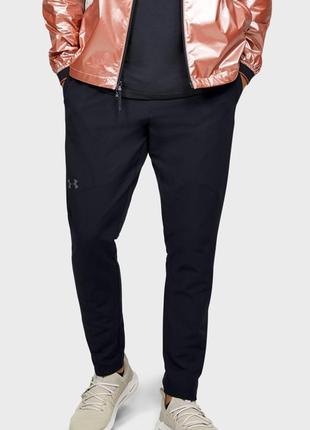 Мужские черные спортивные штаны stretch woven utility tapered pant1 фото