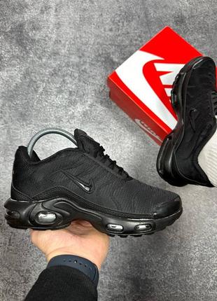 Оригинальные кроссовки nike air max plus tn black 40-44р.3 фото