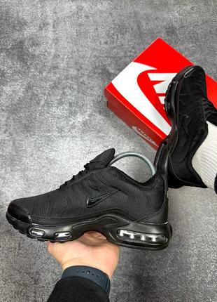 Оригинальные кроссовки nike air max plus tn black 40-44р.4 фото