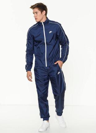 Спортивный мужской костюм nike