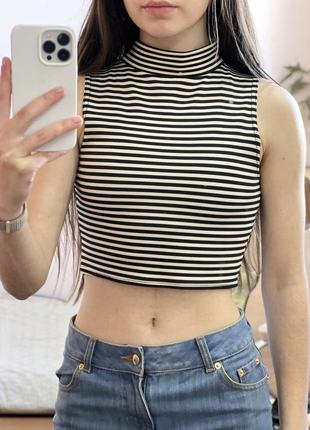 Вкорочений топ