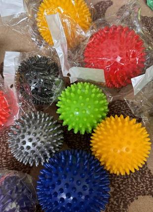Пластиковые массажные мячи
