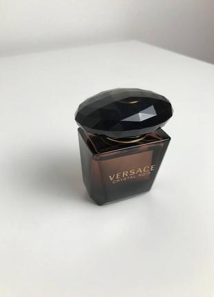 Духи туалетная вода женлчвversace cristal noir женские аксессуары красота7 фото