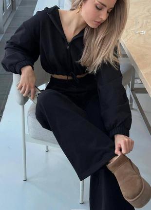 Костюм женский