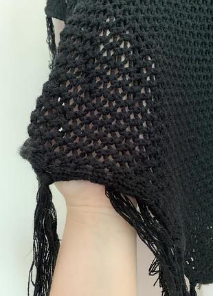 Чорне пончо в'язане 2