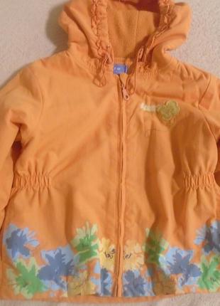 Курточка на дівчинку