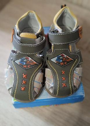 Крутые босоножки нубук с кожаной стелькой