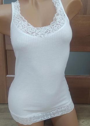 Белая женская майка с кружочком /топ