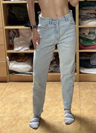 Джинси gap
