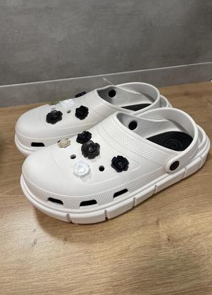 Женские crocs