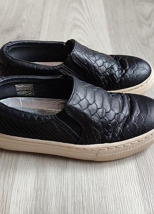Кеди 30 р 19  см  rainbow &amp; snow
распродаж! 6