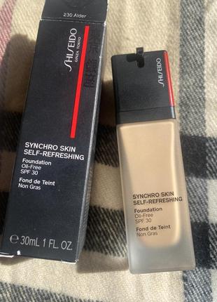 Тональная основа для лица shiseido 230 alder synchro skin self-refreshing тональный крем1 фото