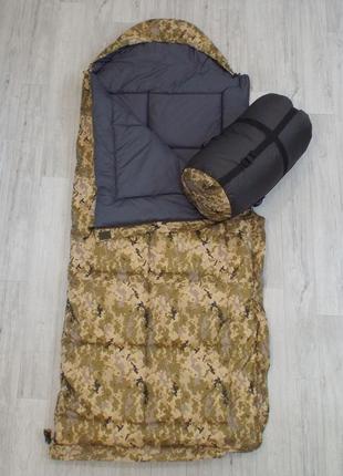 Спальный мешок (спальник) с капюшоном зимний