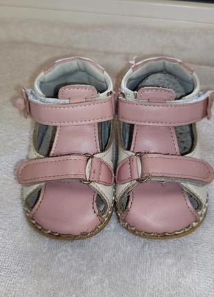 Сандалі-босоніжки