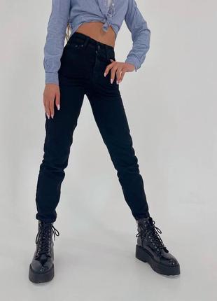 Женские базовые джинсы мом8 фото