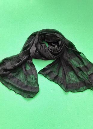 Капроновый шарф с дефектом (есть затяжка, сбоку немного не подшит) - размер шарфа приблизительно 140*35см