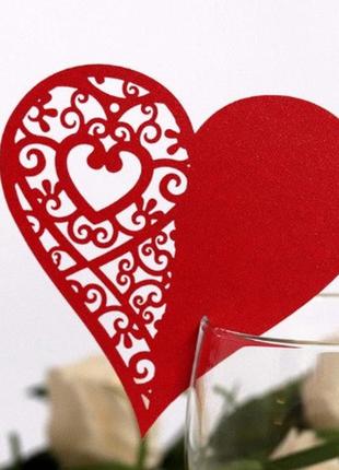 Рассадочные карточки для гостей красные "сердечка" в наборе 10шт. - размер сердечка 8*8см, картон