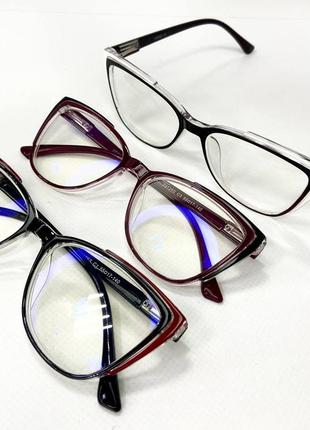 Корректирующие очки для зрения женские компьютерные лисички в пластиковой двухцветной оправе