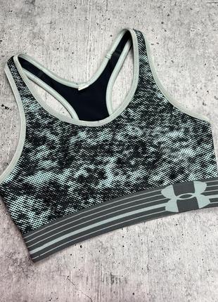 Спортивный топ under armour