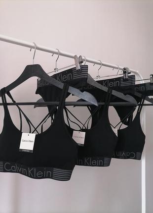 Спортивний комплект з логотипом calvin klein комплекти нижньої білизни набір білизни4 фото