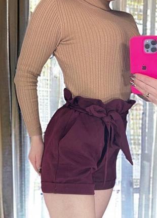 Классические женские шорты