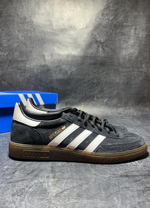 Adidas spezial