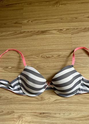 Бюстгальтер стильный,красивый