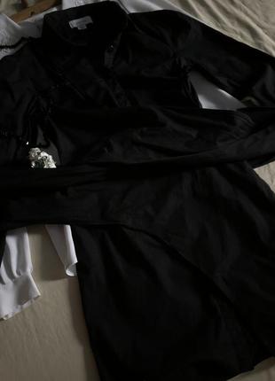 Интересное черное платье 🥥2 фото