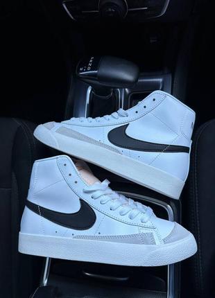 Nike blazer mid 77 vintage white black