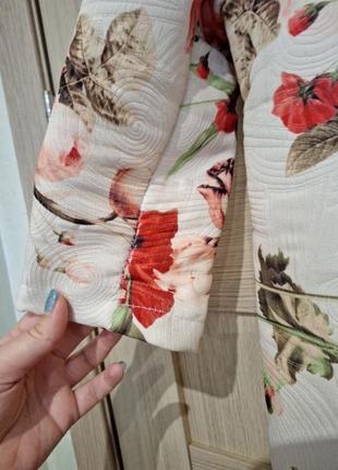 Пиджак в цветы2 фото