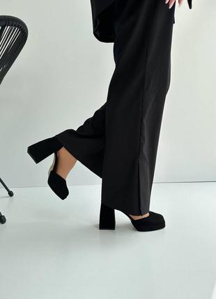 Стильные и элегантные черные туфли из натуральной замши3 фото
