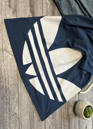 Футболка adidas темно - синяя2 фото