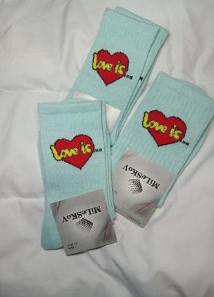 Шкарпетки  love is
