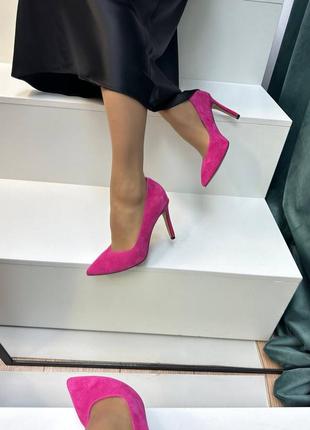 Малинові фуксія рожеві замшеві класичні туфлі човники