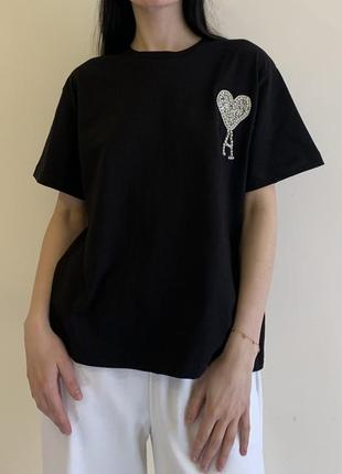 Женская футболка свободного кроя с бисером