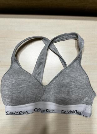 Оригинальный спортивный топ calvin klein1 фото